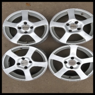 4x108 6J15 ET15 65  DOTZ Használt alufelni